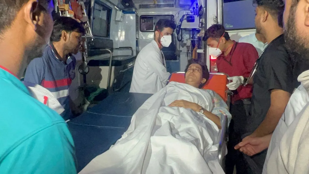 atishi-admitted-to-lnjp-hospital-after-her-health-deteriorates-due-to-indefinate-hunger-strike-over-delhi-water-crisis